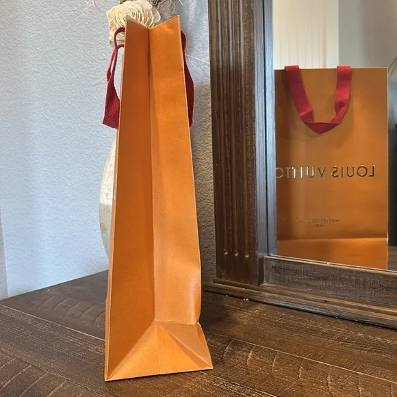 Louis Vuitton small/medium shopping bag. Excellent used condition - Picture 2 of 5